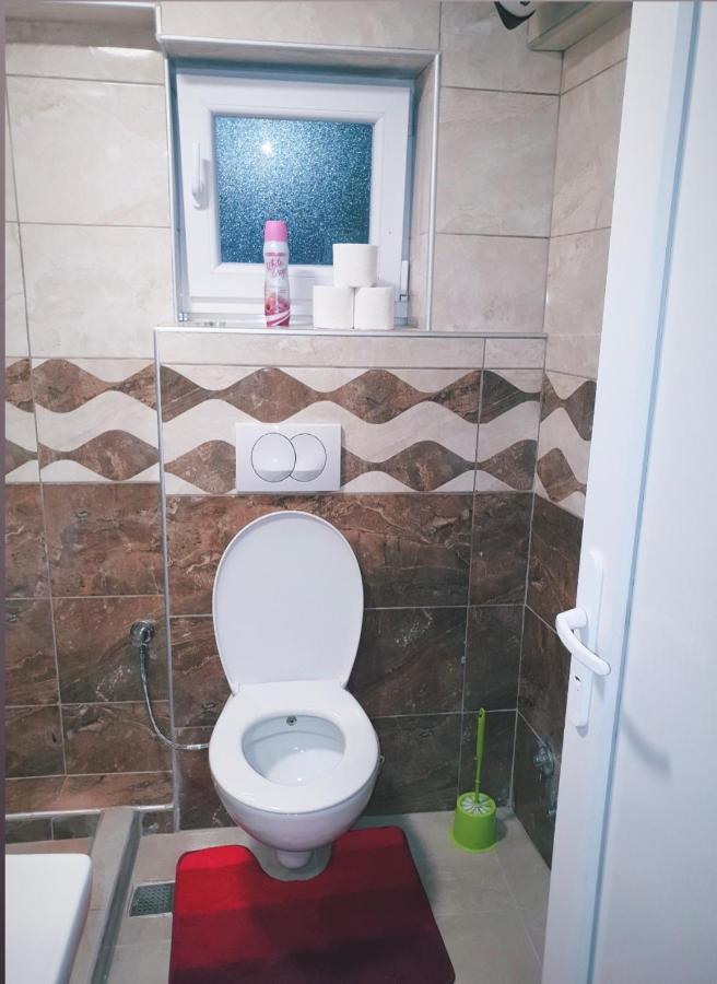 Apartments Arna Вісоко Екстер'єр фото