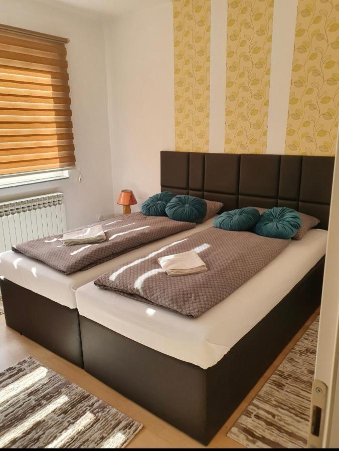 Apartments Arna Вісоко Екстер'єр фото