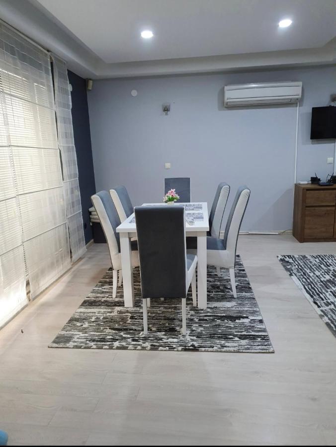 Apartments Arna Вісоко Екстер'єр фото
